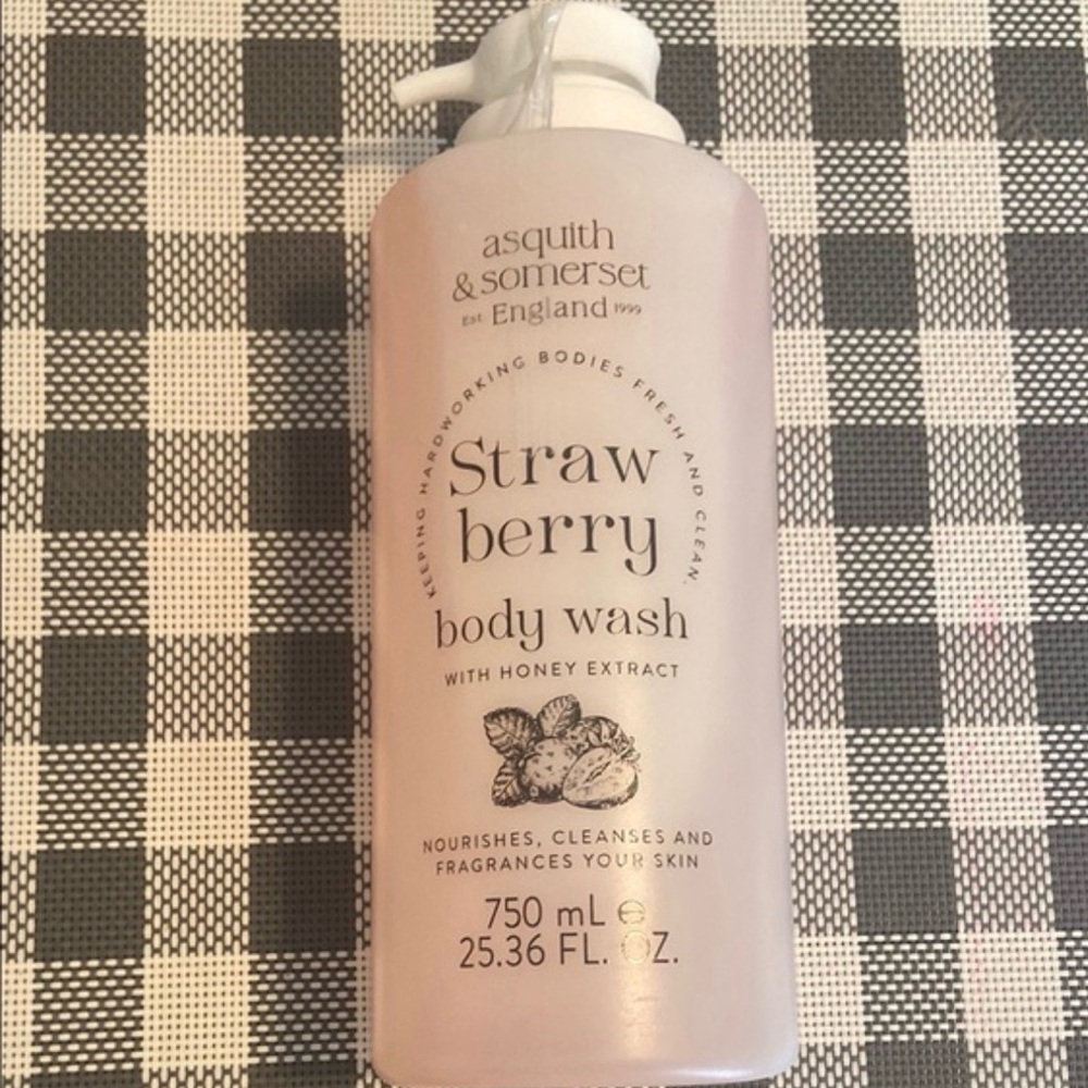 Asquith & Somerset Strawberry Body Wash Large pump 25.36 oz NEW